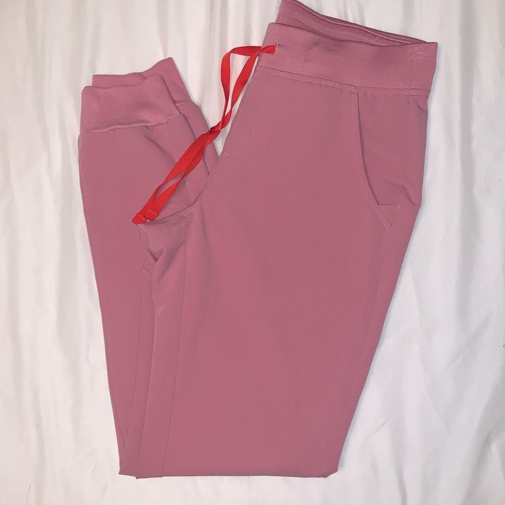 FIGS Chalk Pink Small Tall